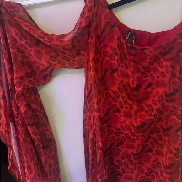 Red Animal Print One-Shoulder Top - Picture 9 of 10